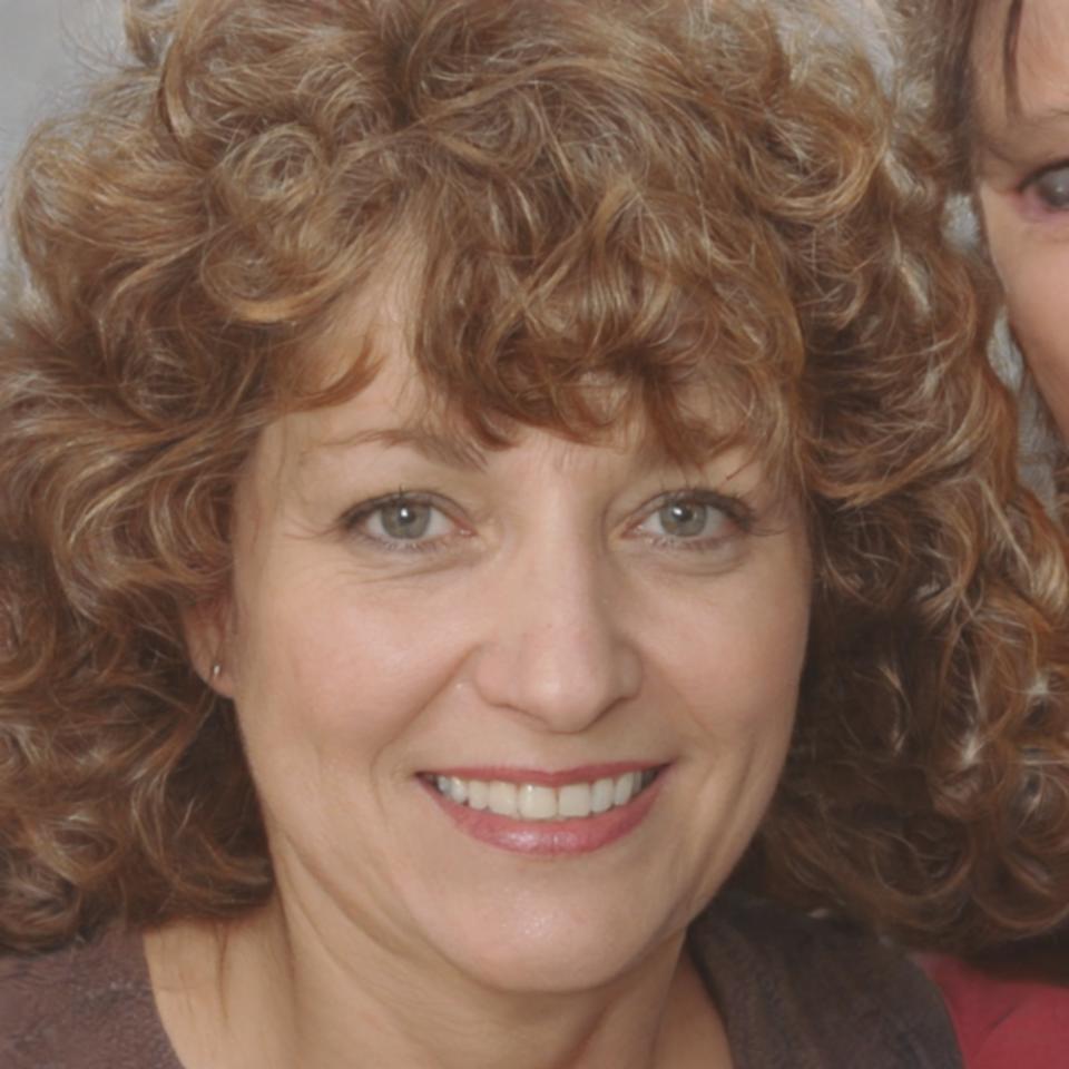 Delphine Kessler, Lead Financial Analyst